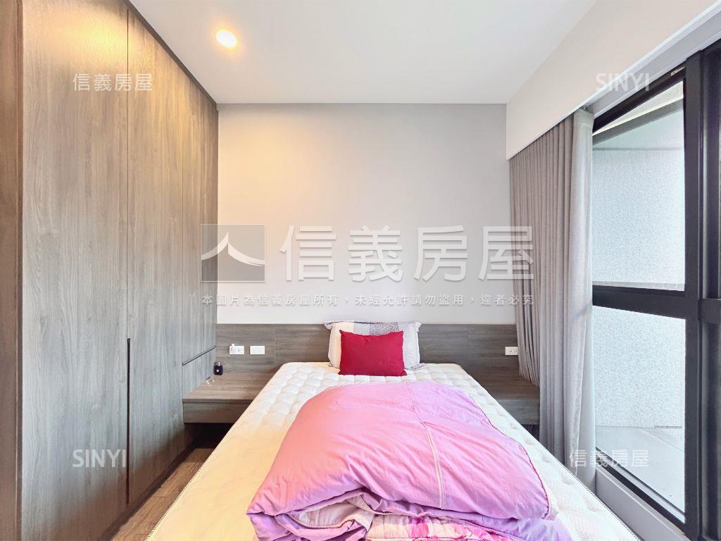 君泰【凰】豪景觀四房車位房屋室內格局與周邊環境