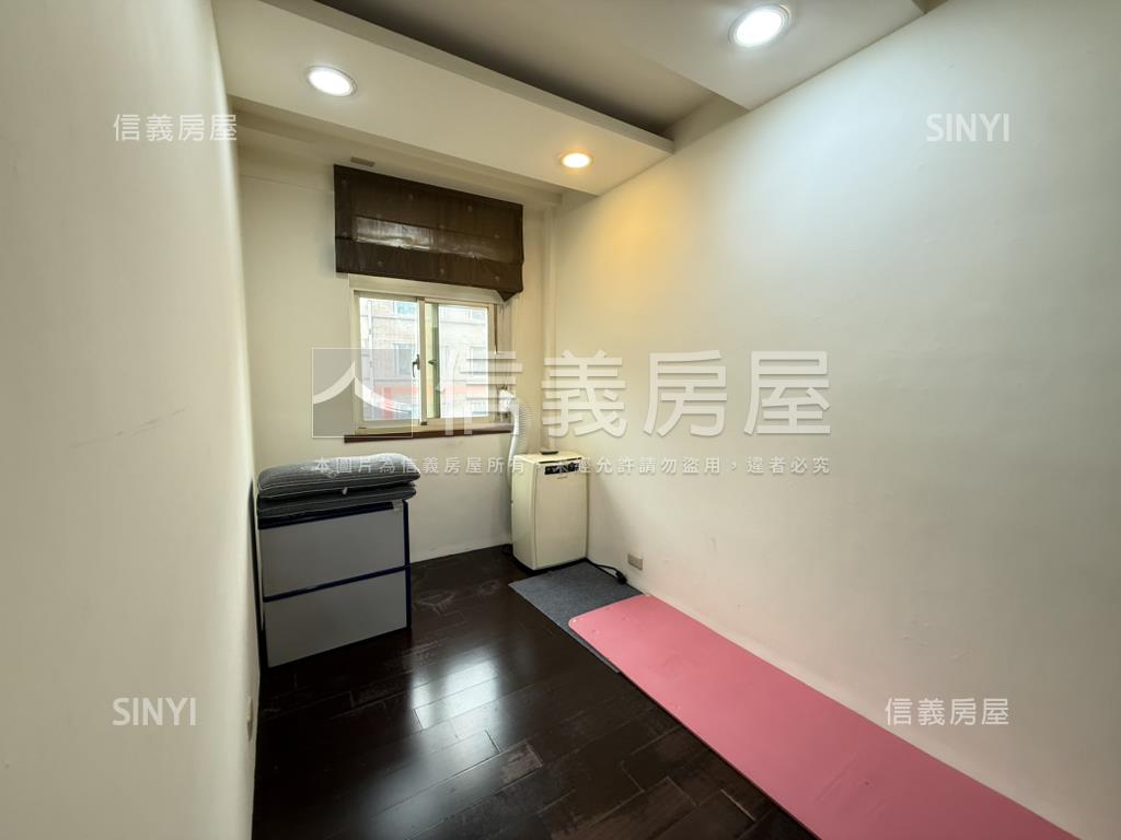 ★稀有低樓層３房美寓★房屋室內格局與周邊環境