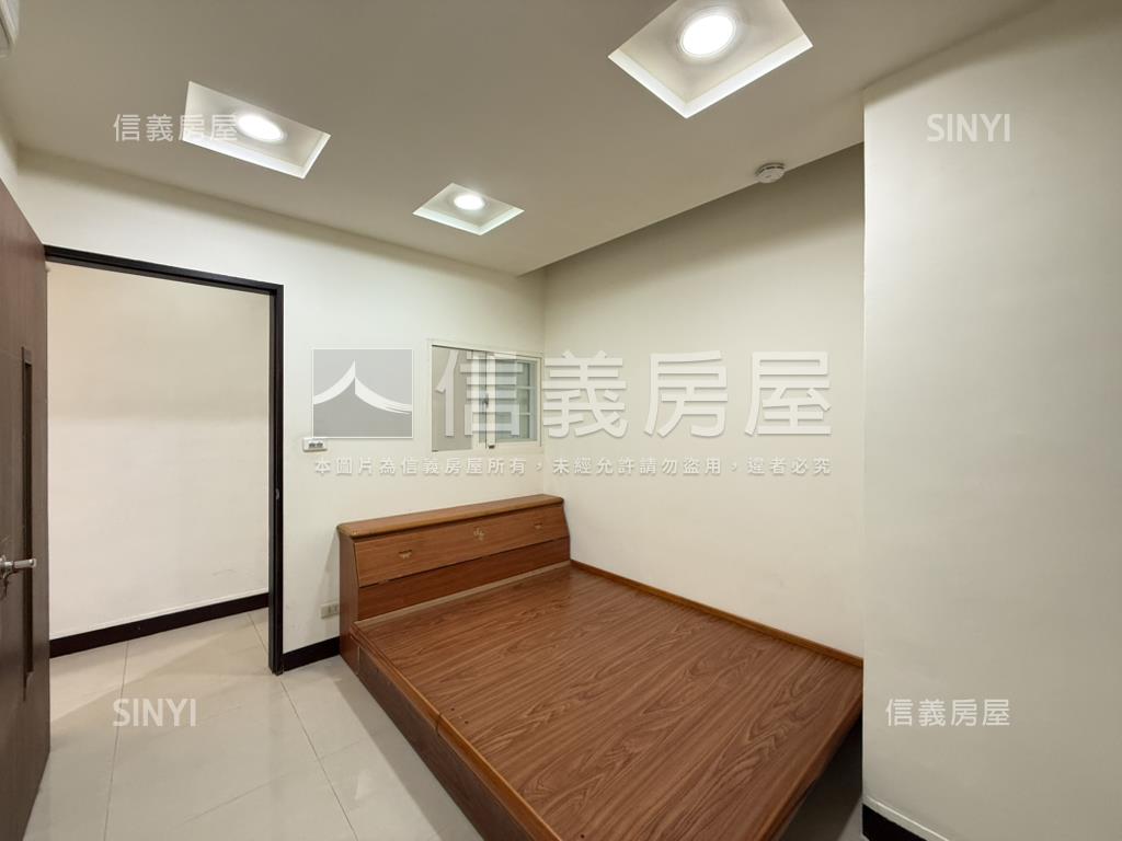 ★稀有低樓層３房美寓★房屋室內格局與周邊環境