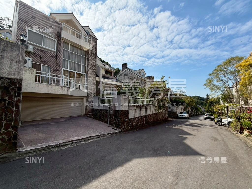 鴻禧獨棟視野別墅房屋室內格局與周邊環境