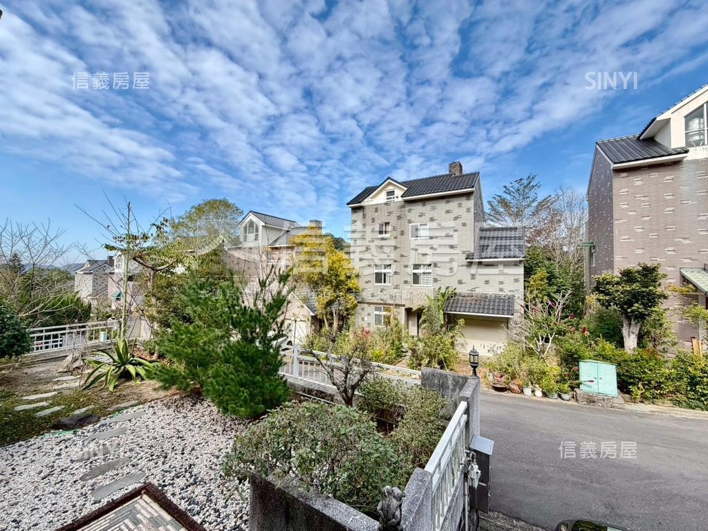 鴻禧獨棟視野別墅房屋室內格局與周邊環境