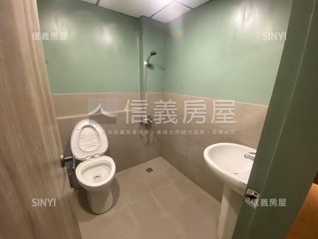 店長主推美裝潢收租房屋室內格局與周邊環境