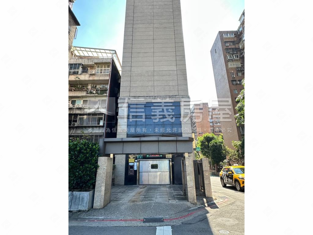 惹墨大車位房屋室內格局與周邊環境