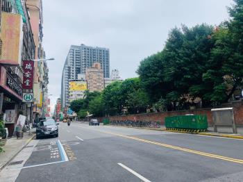 康定路透天店面