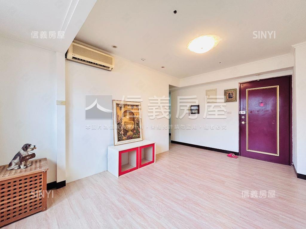 藝文特區蛋黃美裝兩房房屋室內格局與周邊環境