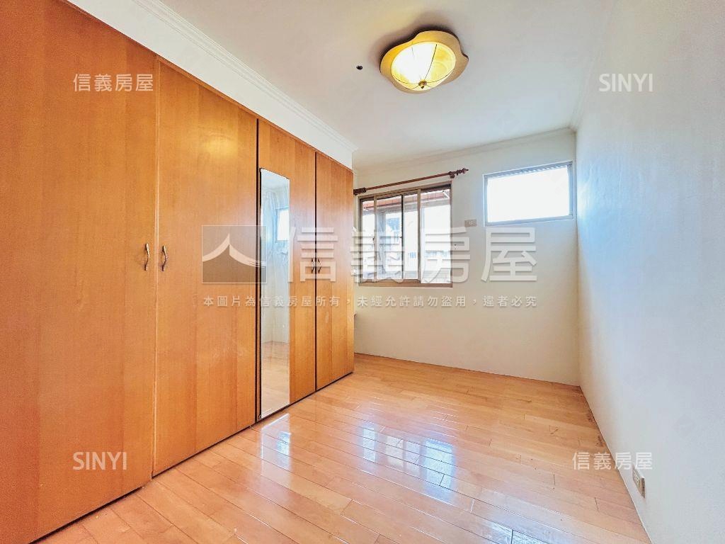 藝文特區蛋黃美裝兩房房屋室內格局與周邊環境