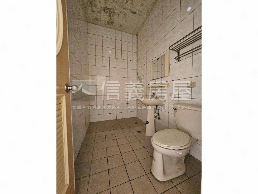 福興高照臨路透天房屋室內格局與周邊環境