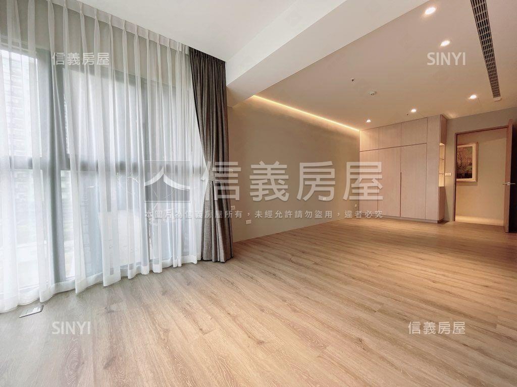 四季天韻！美裝潢露臺戶房屋室內格局與周邊環境