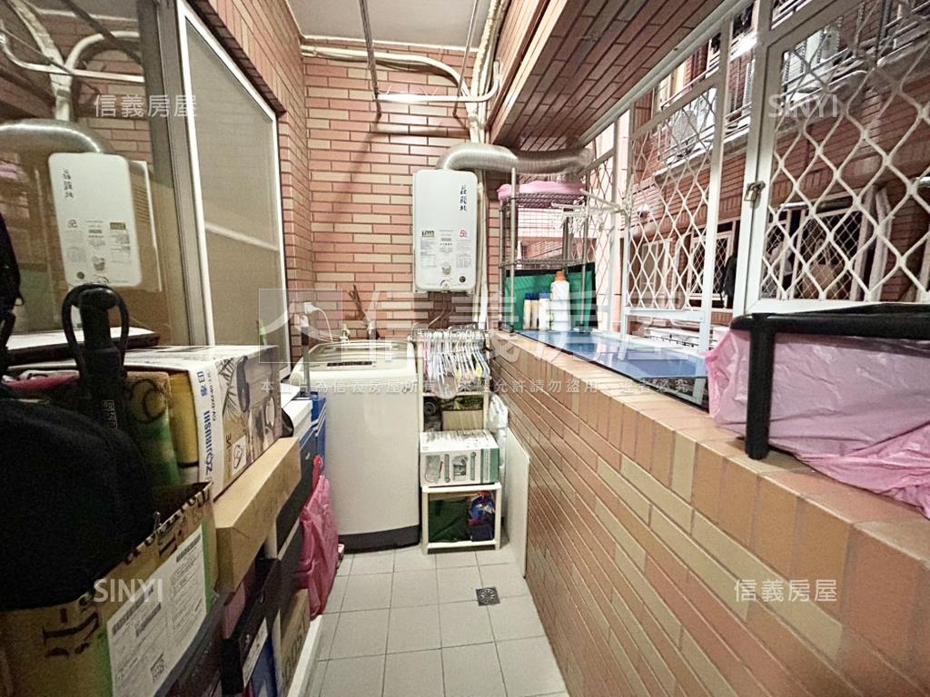 經典歐洲採光明亮三房車位房屋室內格局與周邊環境