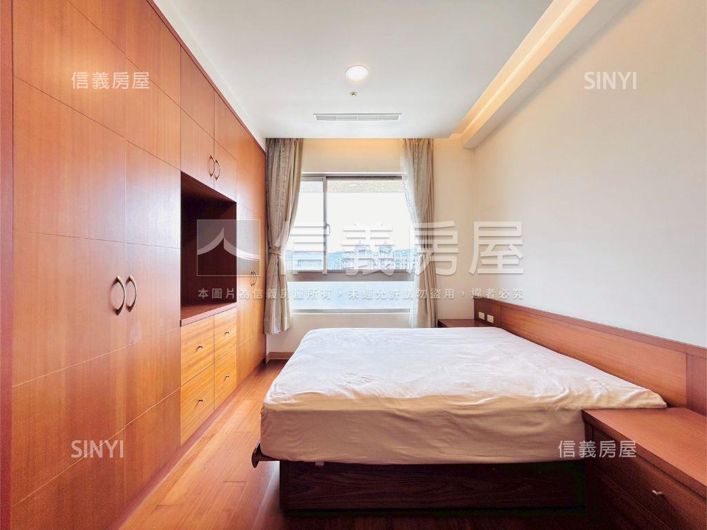 【遠東世界花園】三房車位房屋室內格局與周邊環境