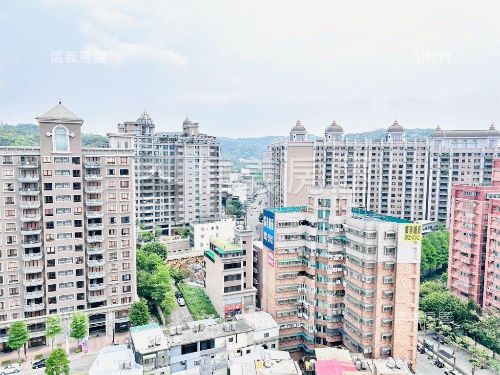 【遠東世界花園】三房車位房屋室內格局與周邊環境