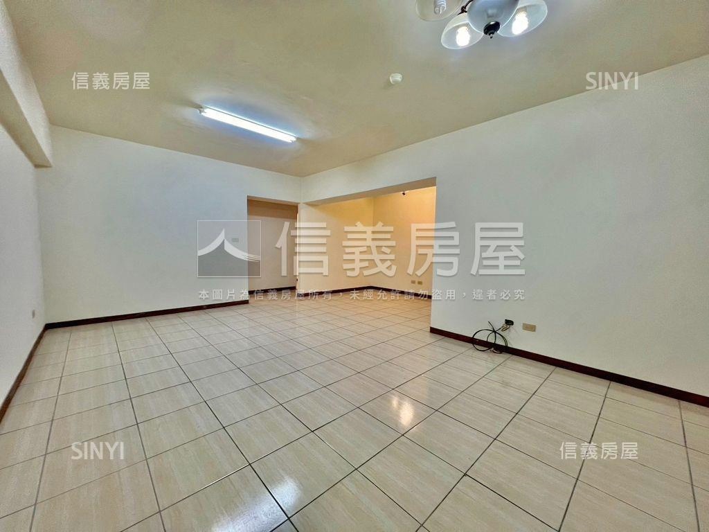 新市政中心旁捷運大四房房屋室內格局與周邊環境