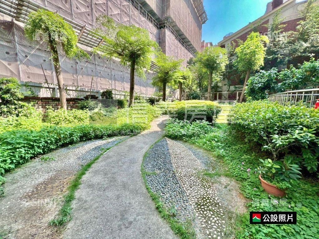 新市政中心旁捷運大四房房屋室內格局與周邊環境