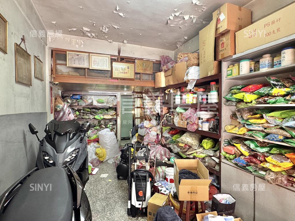近未來廈安捷運店面工作室房屋室內格局與周邊環境