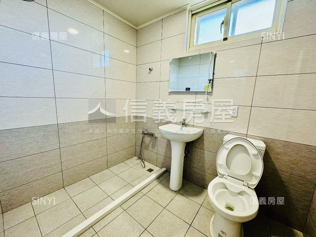 近東區秀泰美３房房屋室內格局與周邊環境