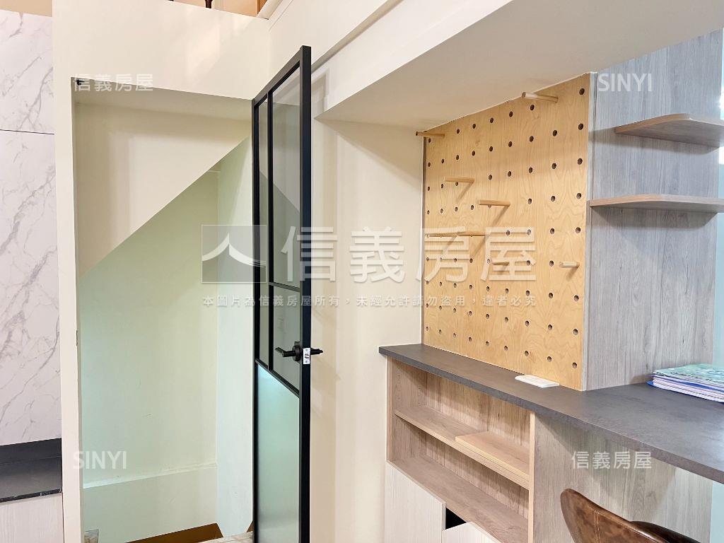 建平面寬車墅朝南舒適房屋室內格局與周邊環境