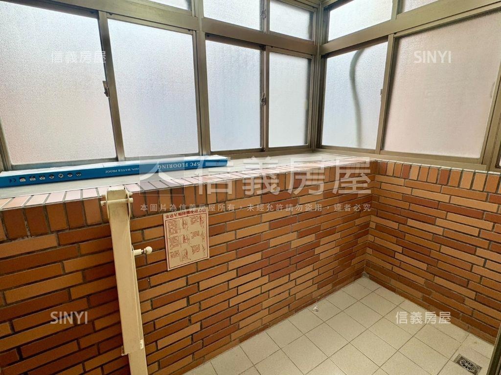 藝術季節·前後陽台大兩房房屋室內格局與周邊環境