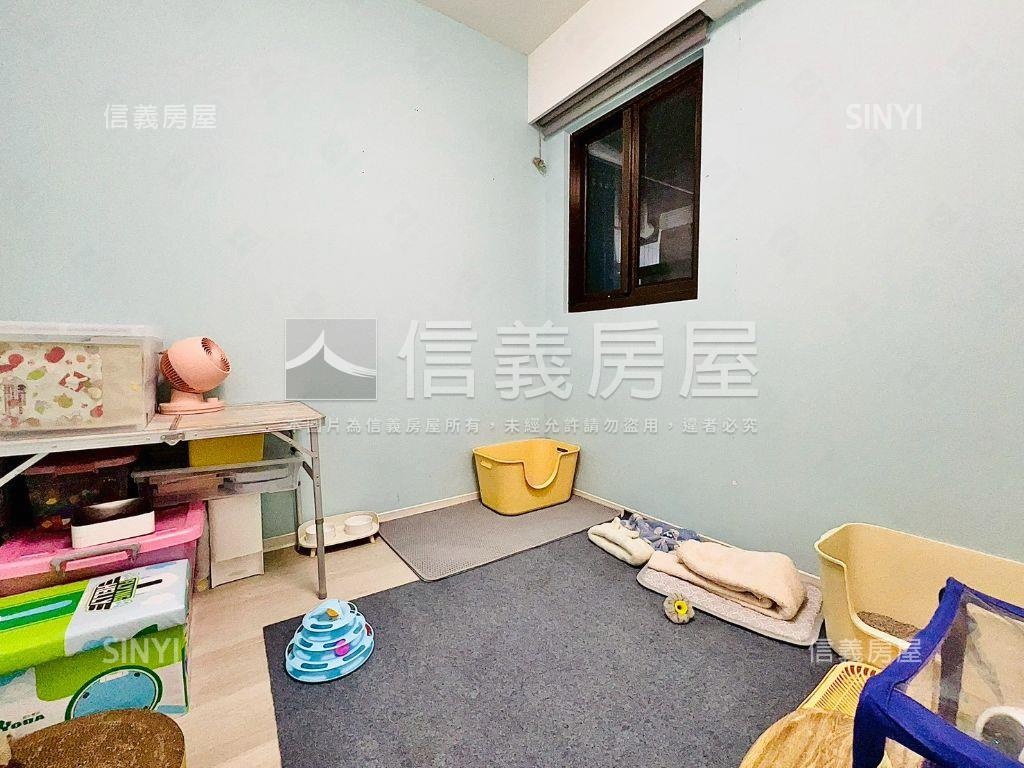 金捷市邊間三房平面車位房屋室內格局與周邊環境