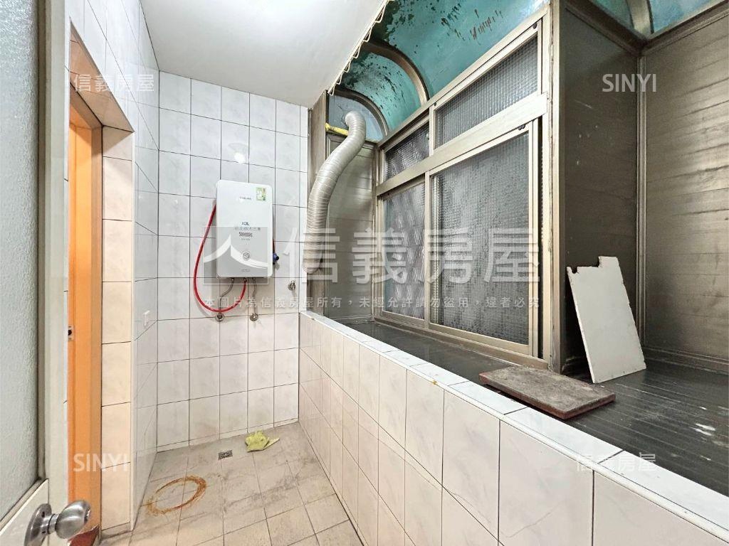 民族公寓３樓房屋室內格局與周邊環境