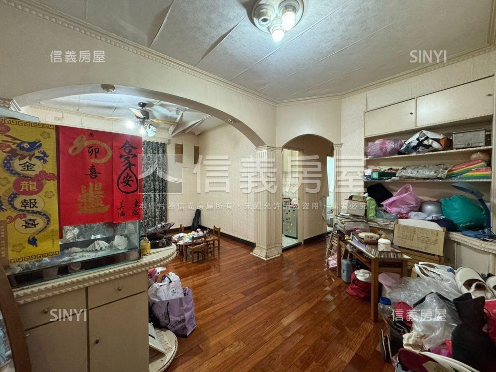 新接⭐雙捷運⭐公寓三樓房屋室內格局與周邊環境