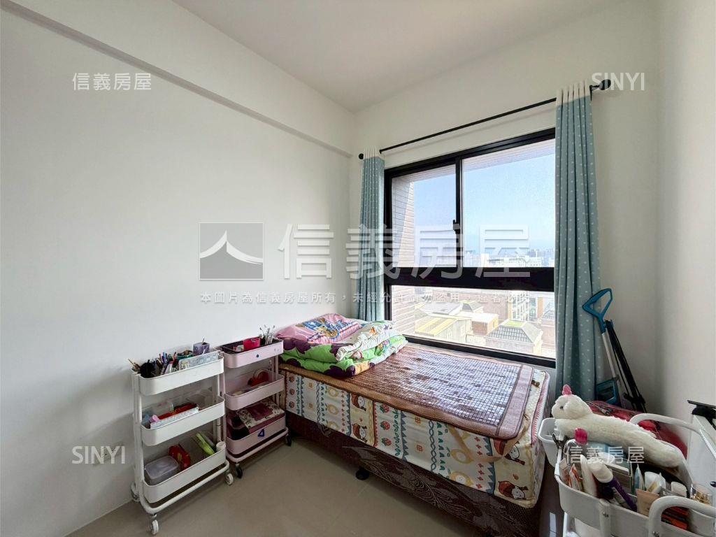 有謙邊間坐北朝南三房車位房屋室內格局與周邊環境