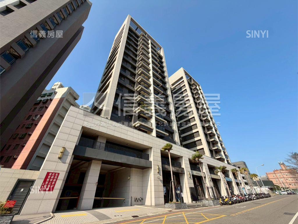 有謙邊間坐北朝南三房車位房屋室內格局與周邊環境