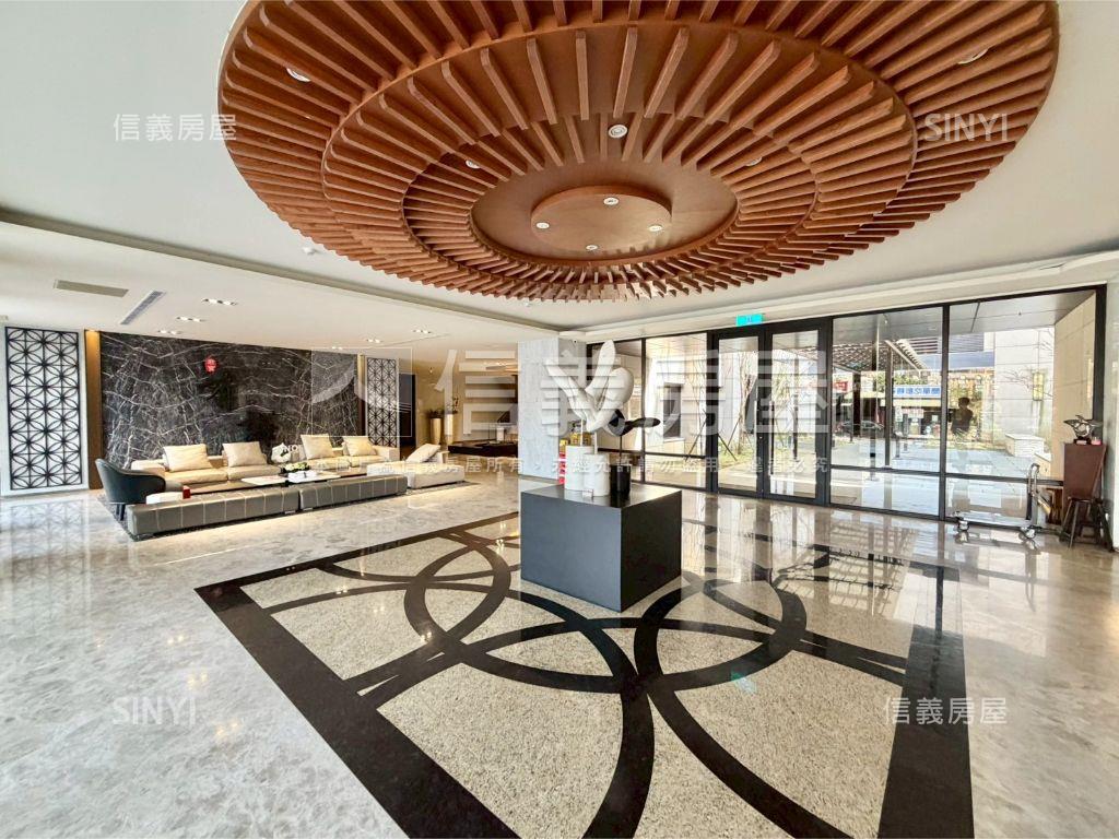 有謙邊間坐北朝南三房車位房屋室內格局與周邊環境