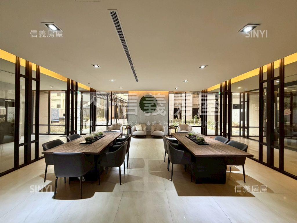 有謙邊間坐北朝南三房車位房屋室內格局與周邊環境