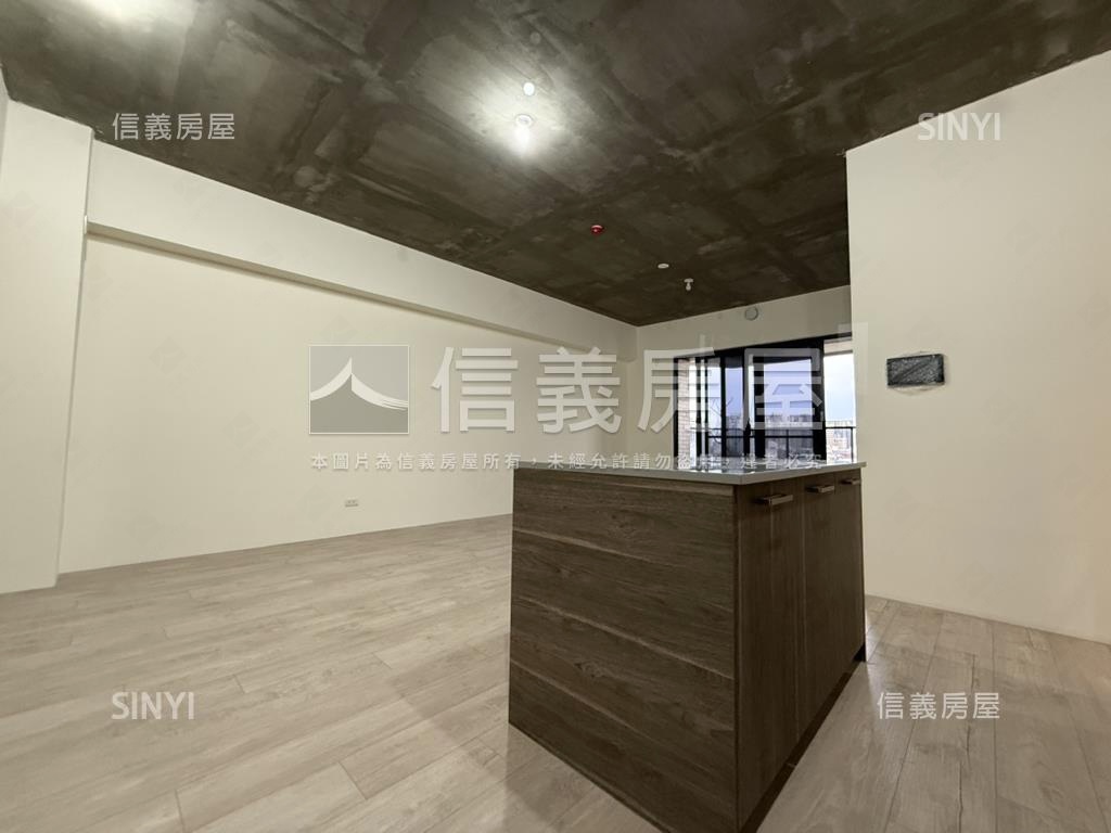 國泰ＭＯＳＴ四房雙平車房屋室內格局與周邊環境