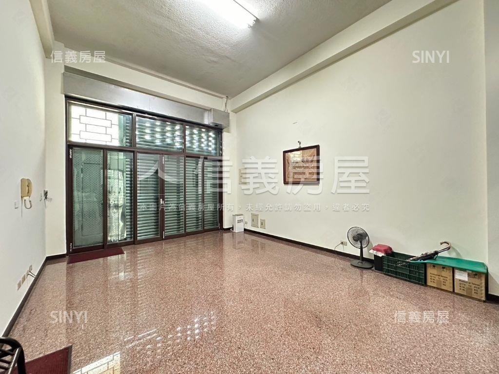 復興學區～面公園採光店住房屋室內格局與周邊環境