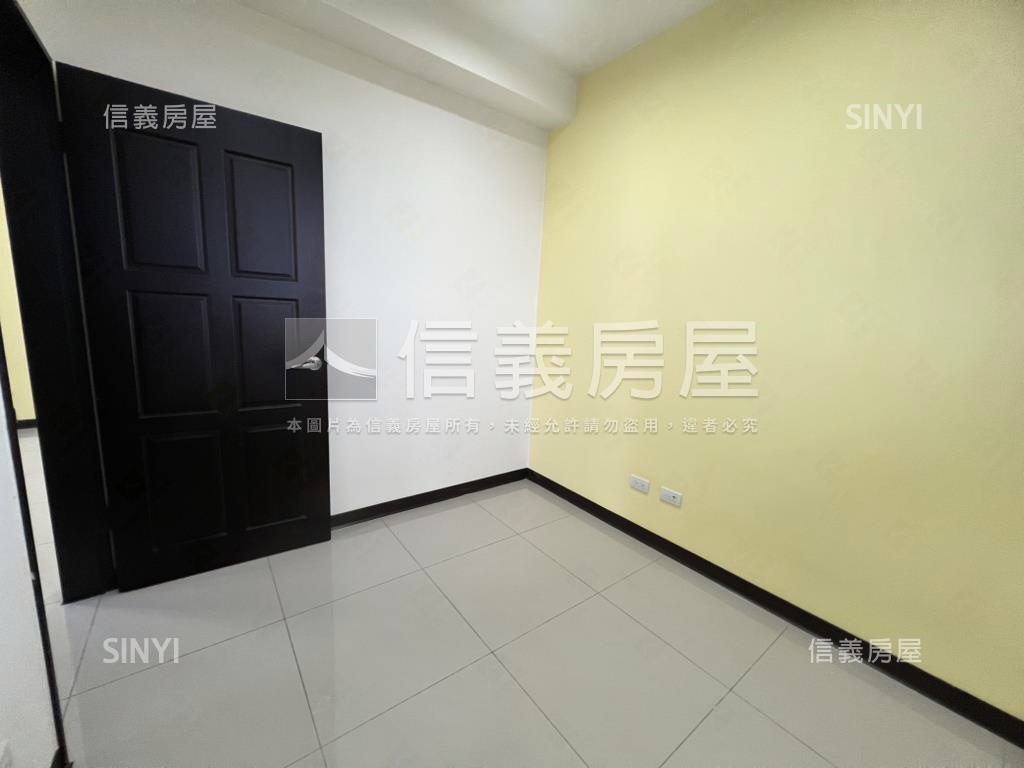 協和星視界次頂樓兩房車位房屋室內格局與周邊環境
