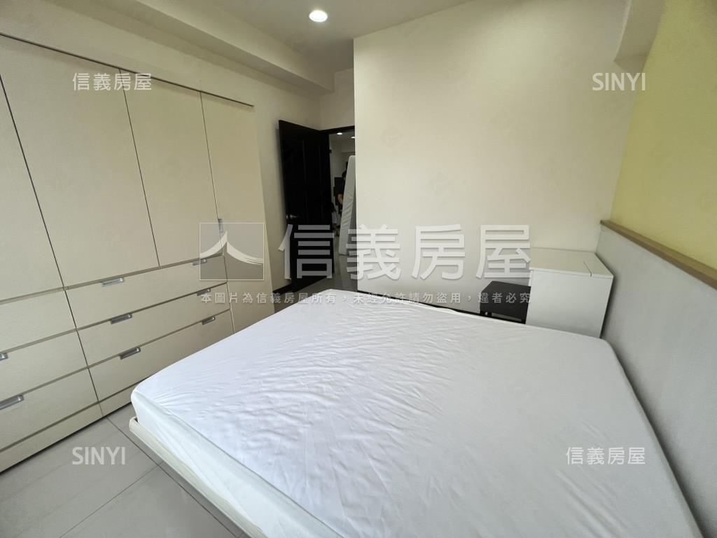 協和星視界次頂樓兩房車位房屋室內格局與周邊環境