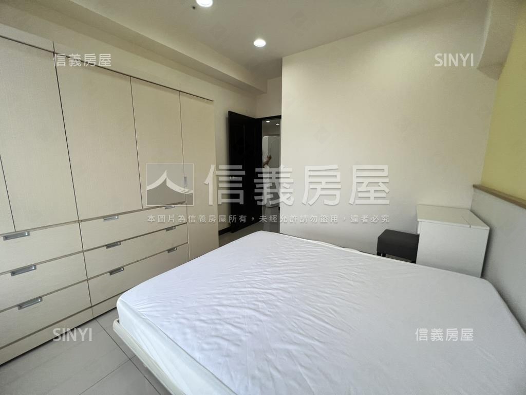 協和星視界次頂樓兩房車位房屋室內格局與周邊環境