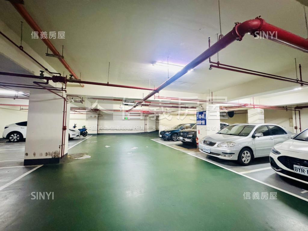 紘圖大展金星３套房＋平車房屋室內格局與周邊環境