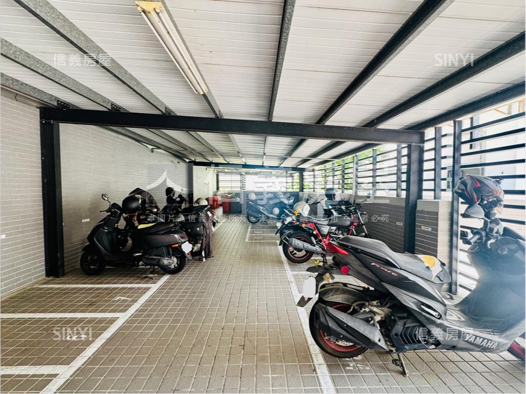 紘圖大展金星３套房＋平車房屋室內格局與周邊環境