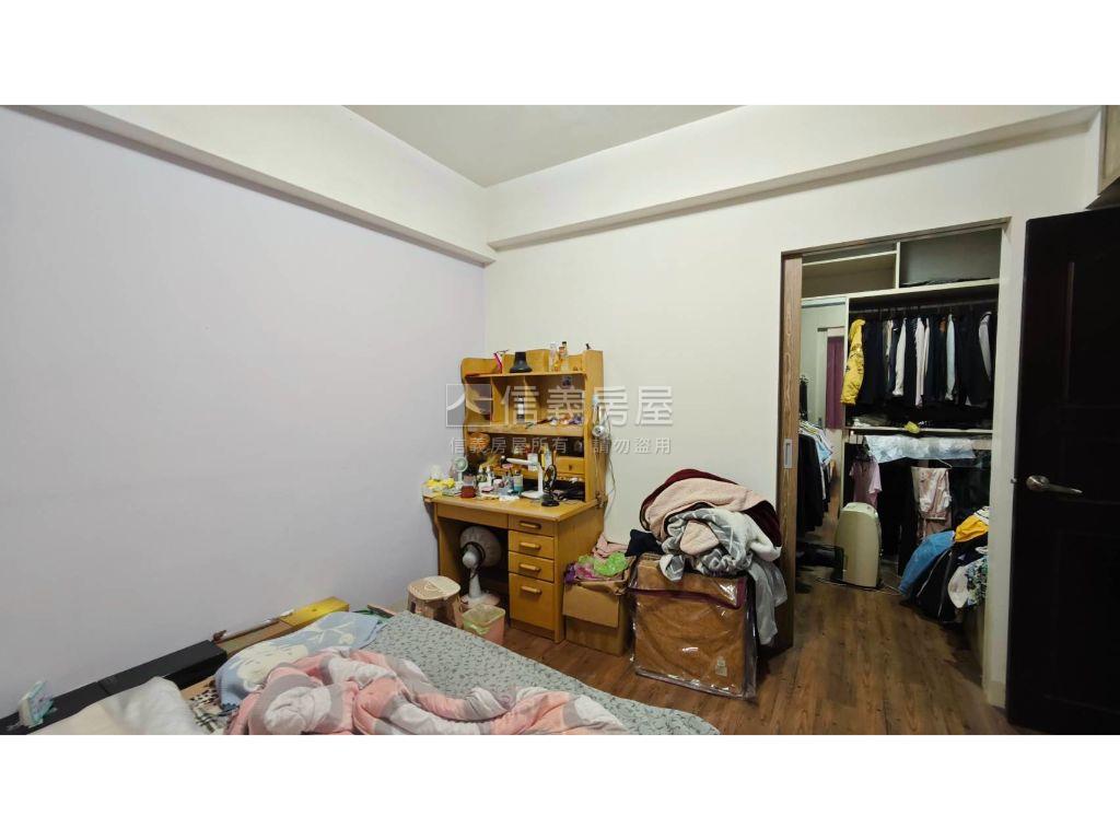 ☆實踐黃金庭院一樓房屋室內格局與周邊環境