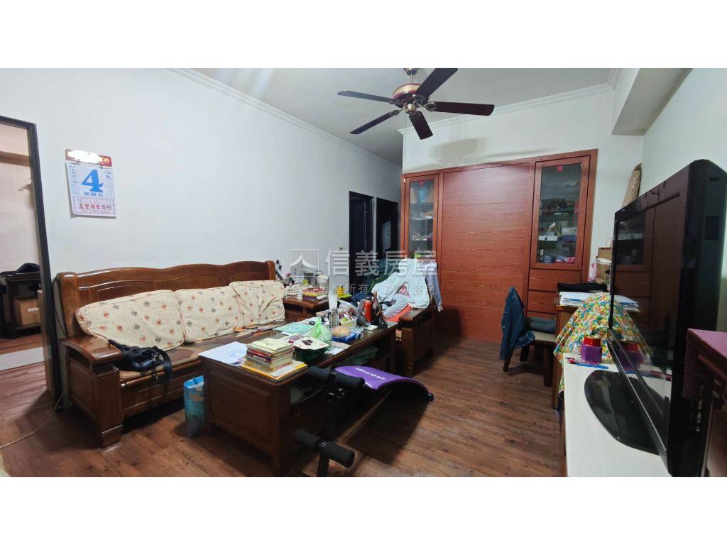 ☆實踐黃金庭院一樓房屋室內格局與周邊環境