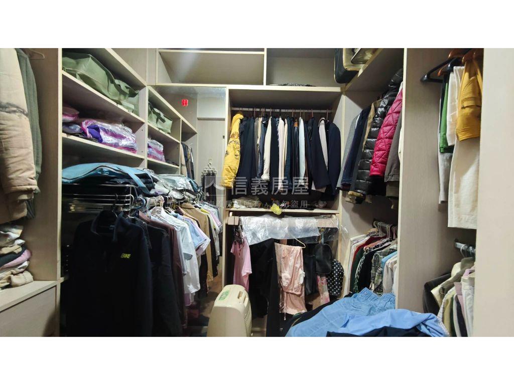 ☆實踐黃金庭院一樓房屋室內格局與周邊環境