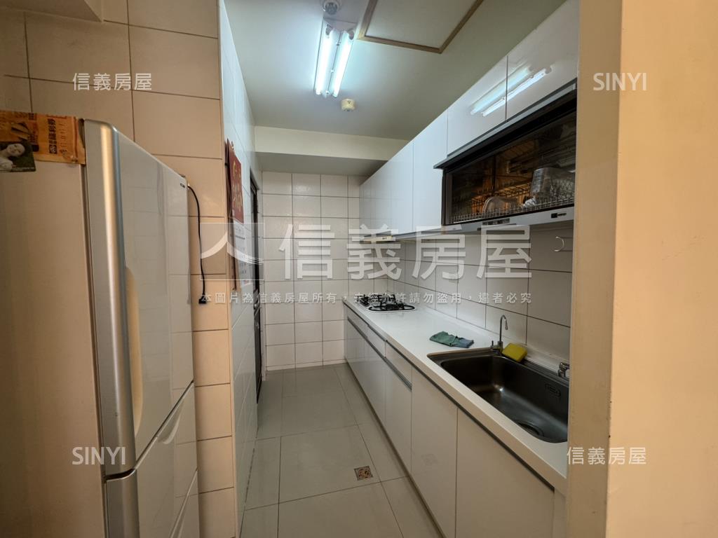 太子森活美三房平車房屋室內格局與周邊環境
