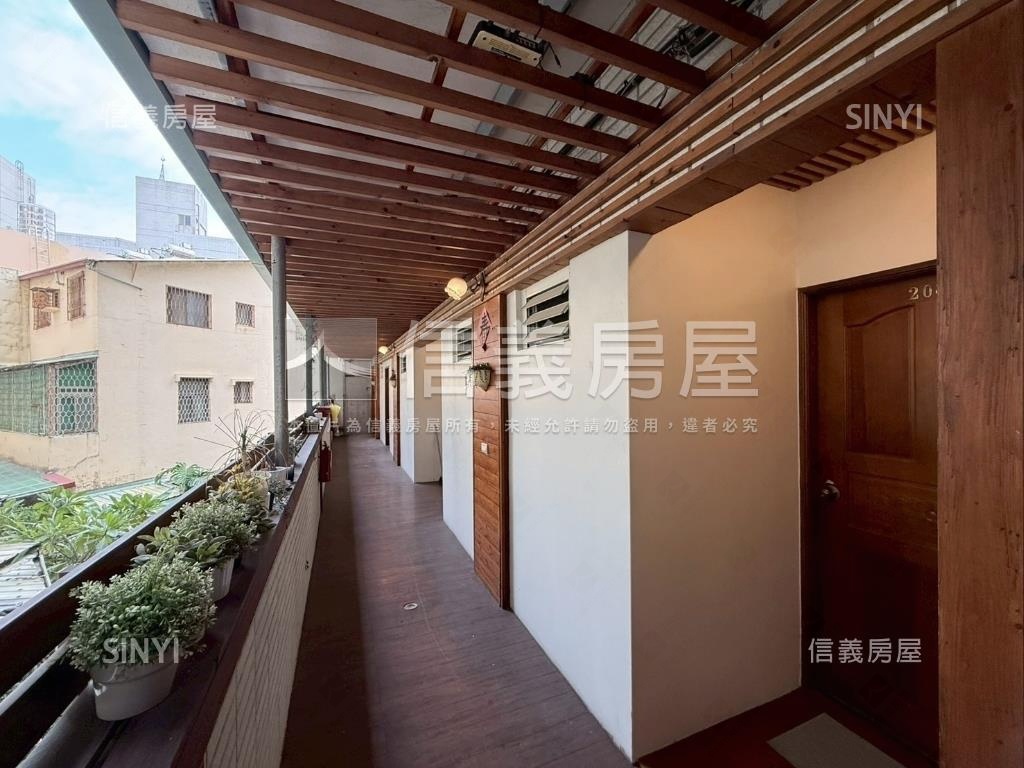 逢甲大學商圈套房極品３房屋室內格局與周邊環境