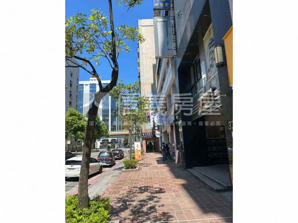 復興南京角窗金店房屋室內格局與周邊環境