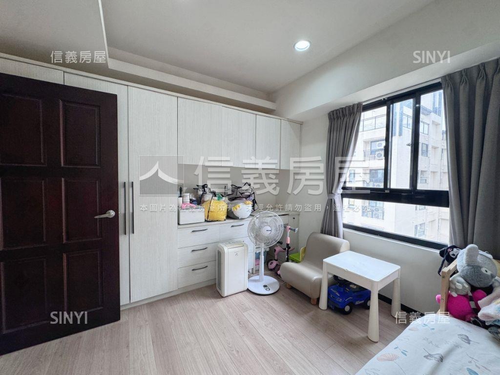 來了！寓上里安三房平車房屋室內格局與周邊環境