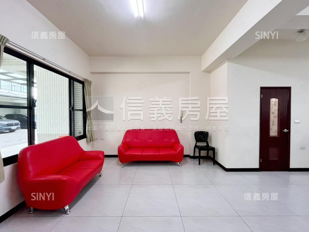 近南科間間套房傳統美墅房屋室內格局與周邊環境
