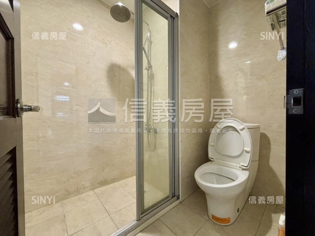新橫濱制震朝南景觀三房房屋室內格局與周邊環境