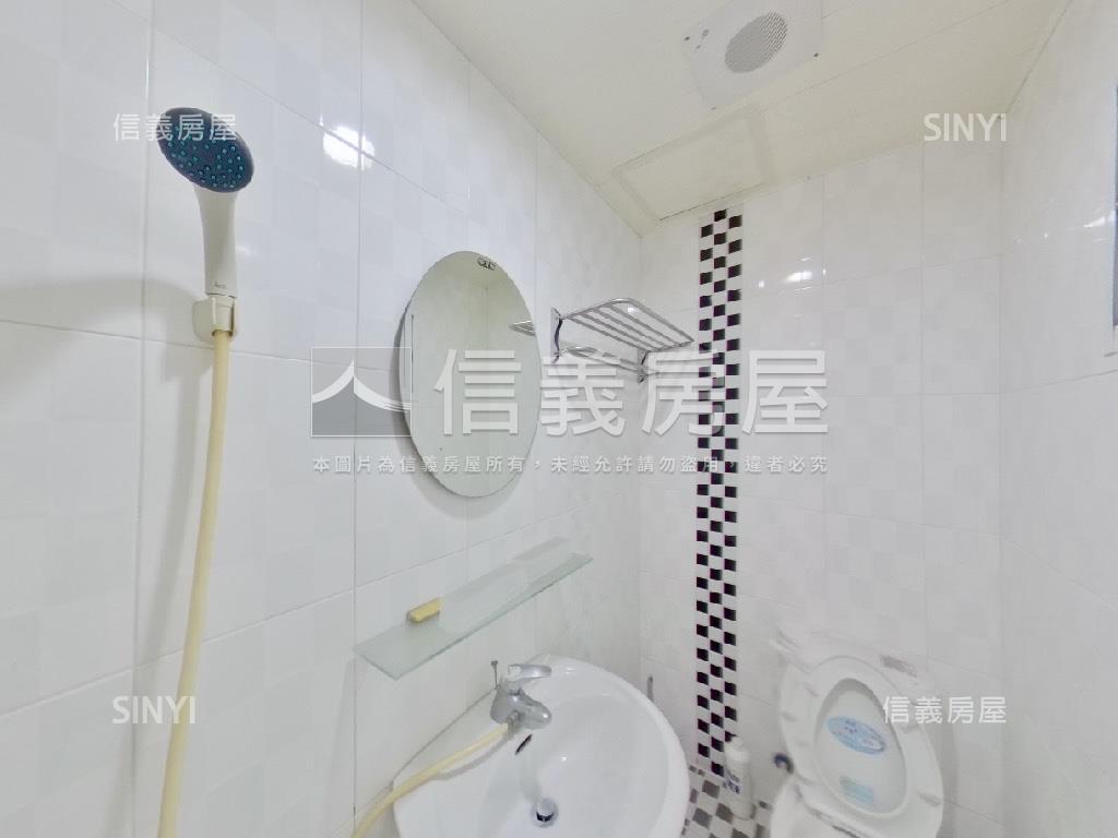 南園街有整理宿舍透天房屋室內格局與周邊環境