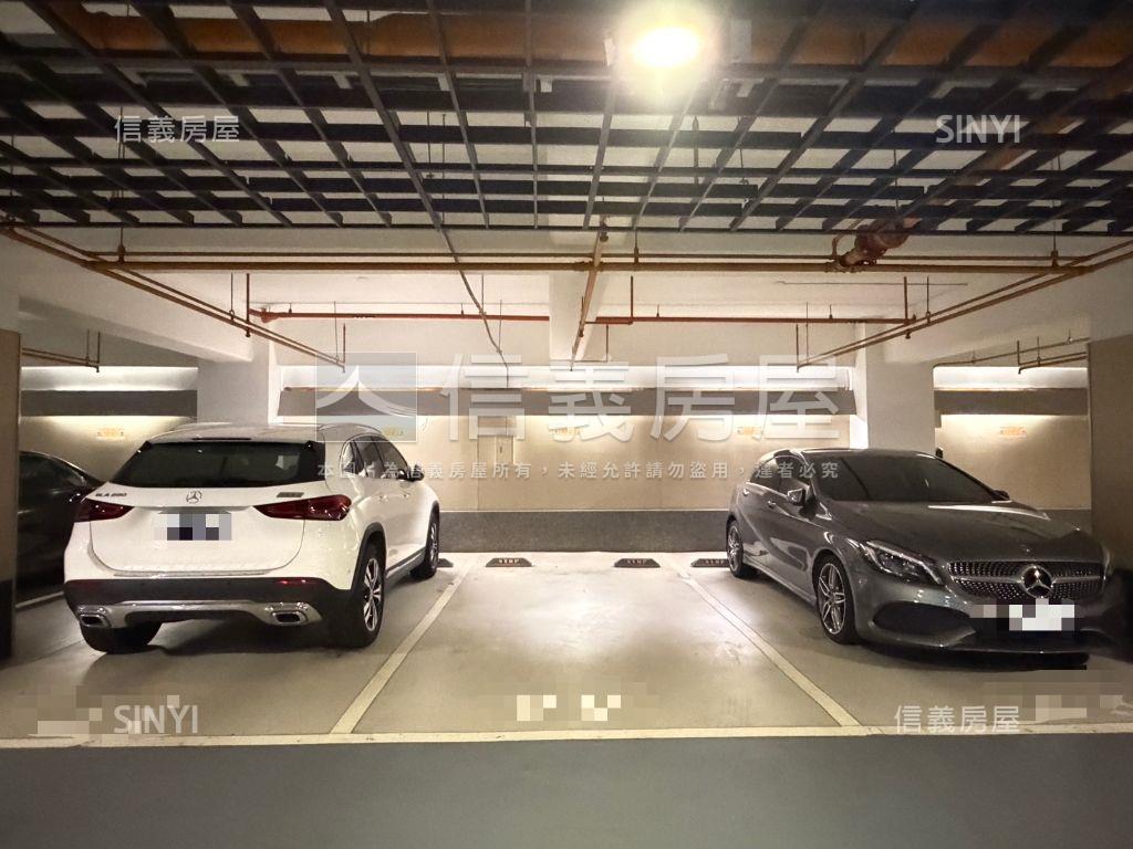 文化高峰會景觀三房平車房屋室內格局與周邊環境