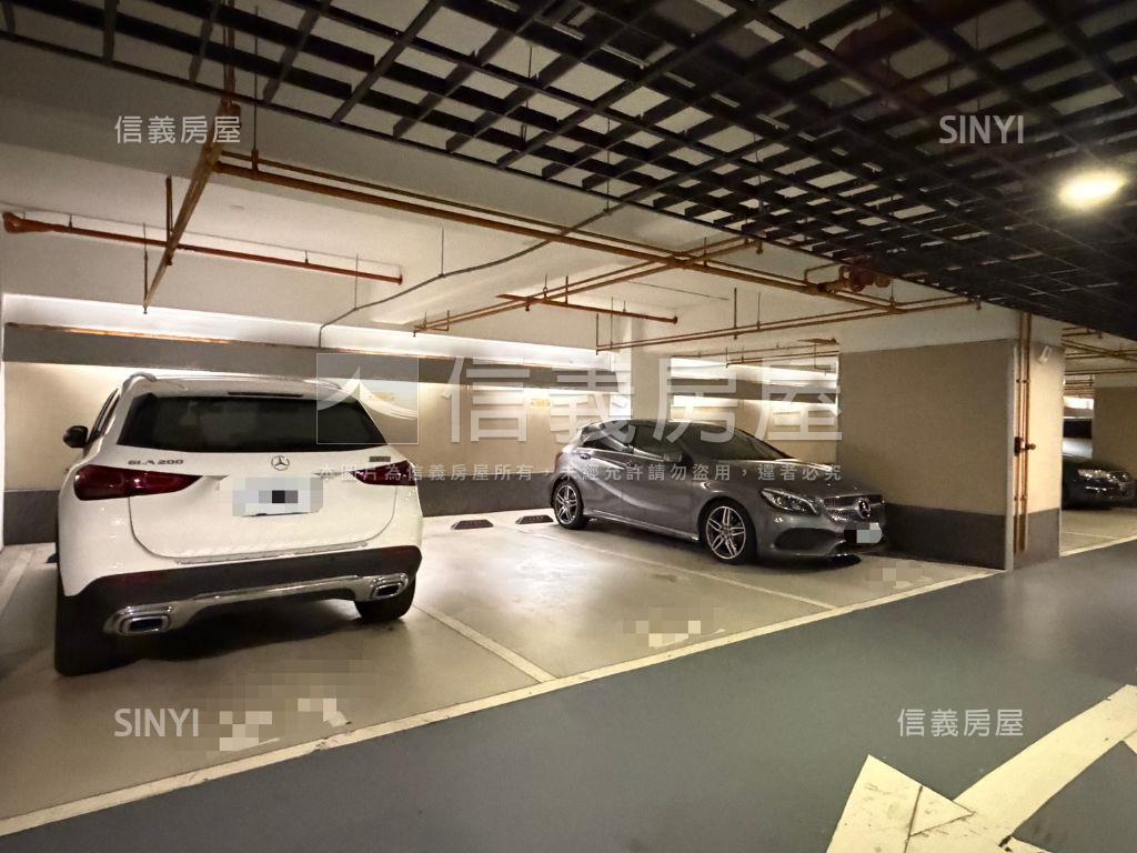 文化高峰會景觀三房平車房屋室內格局與周邊環境