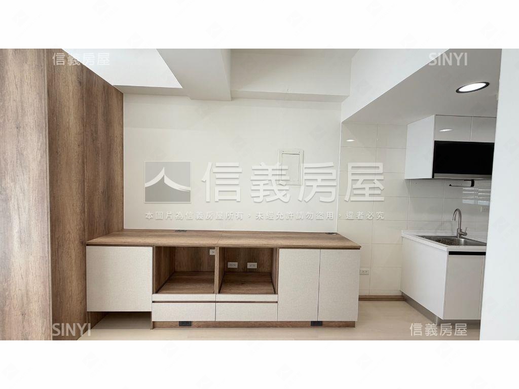 南崁精美三房車位房屋室內格局與周邊環境