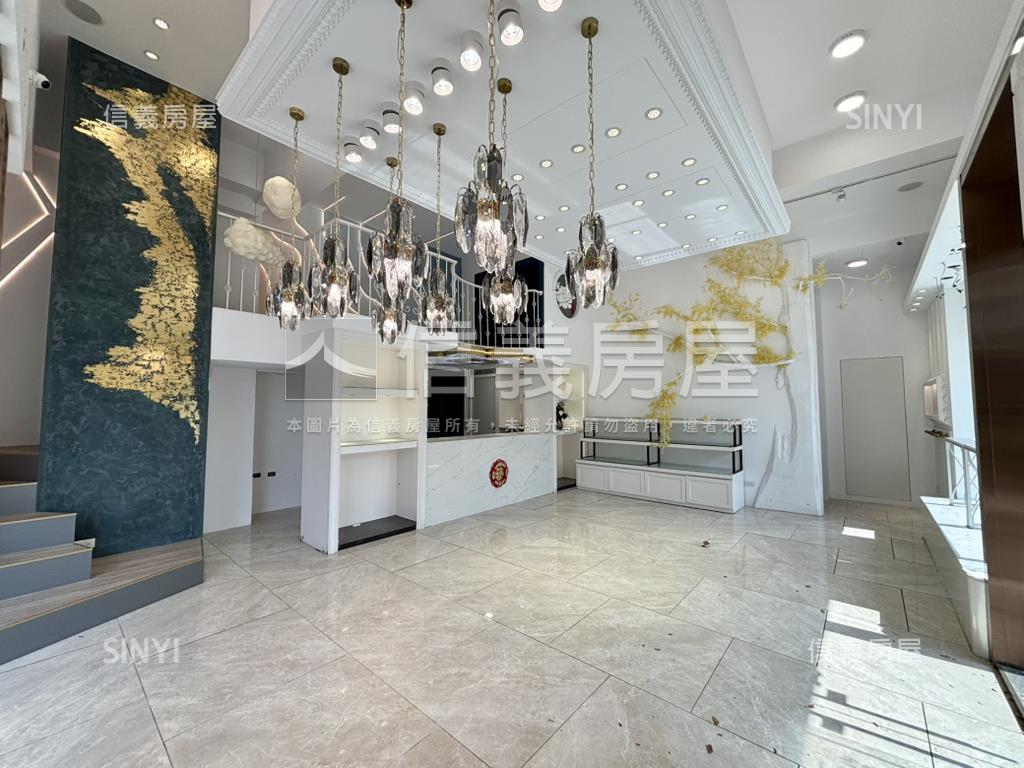 遠雄大面寬三角窗金鑽店面房屋室內格局與周邊環境