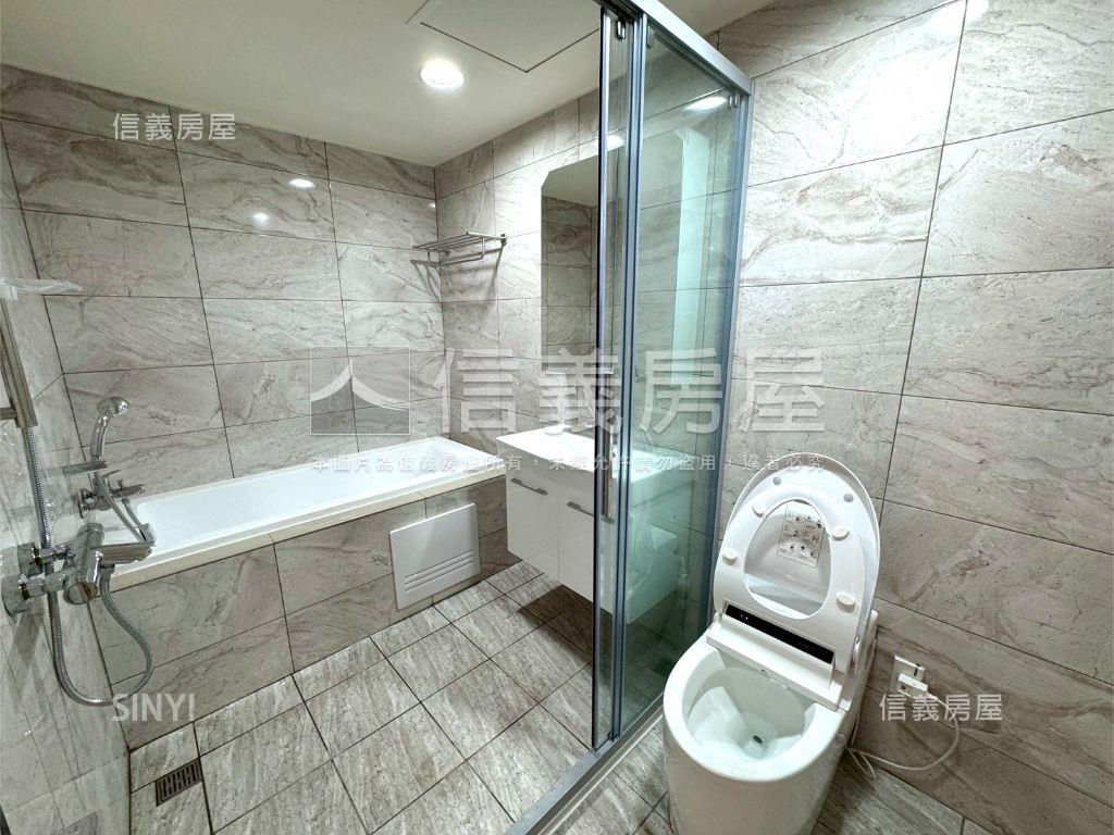 仰星殿頂樓｜兩房平面車位房屋室內格局與周邊環境